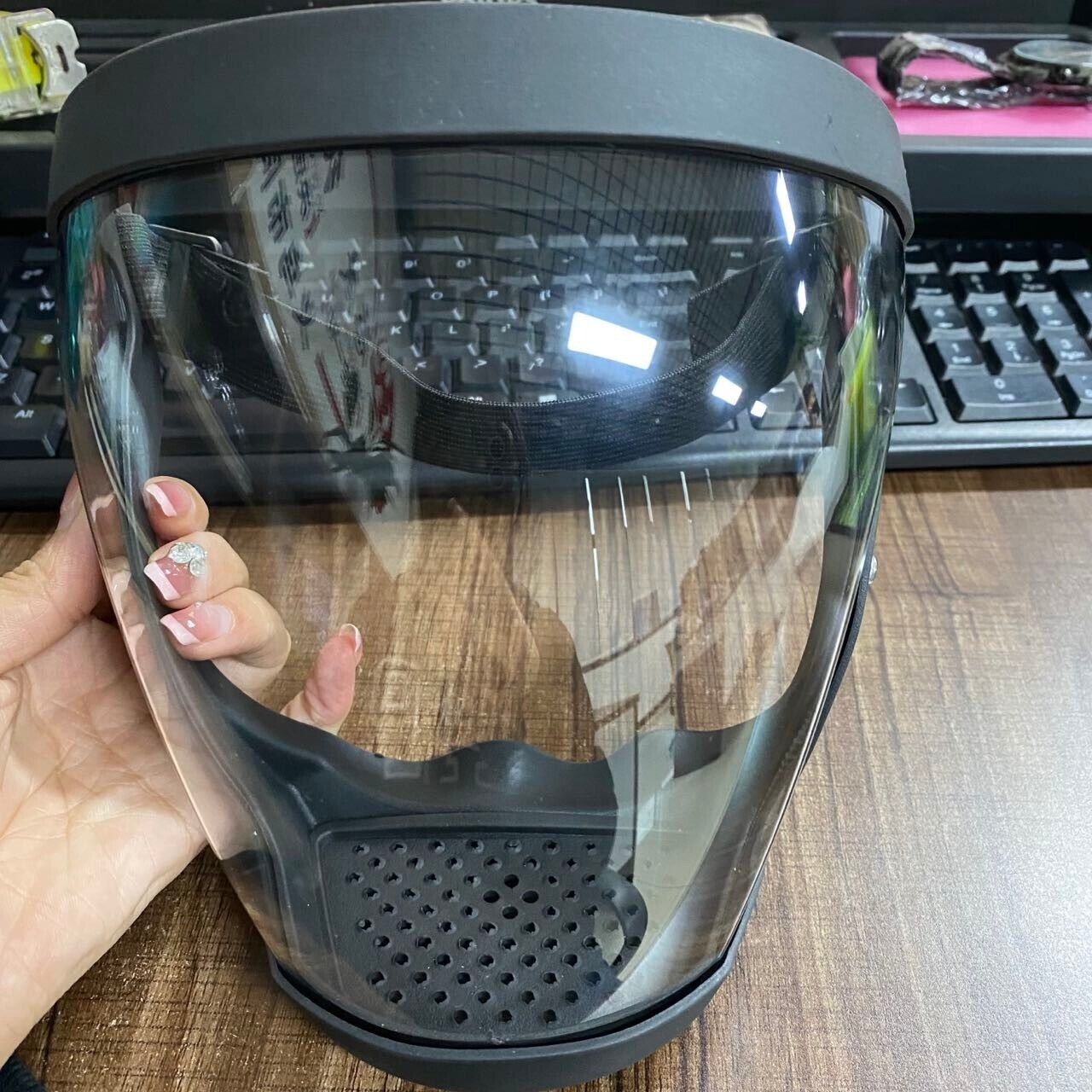 Full Face Anti-Fog Shield for Safety and Comfort 4 Twokee.com